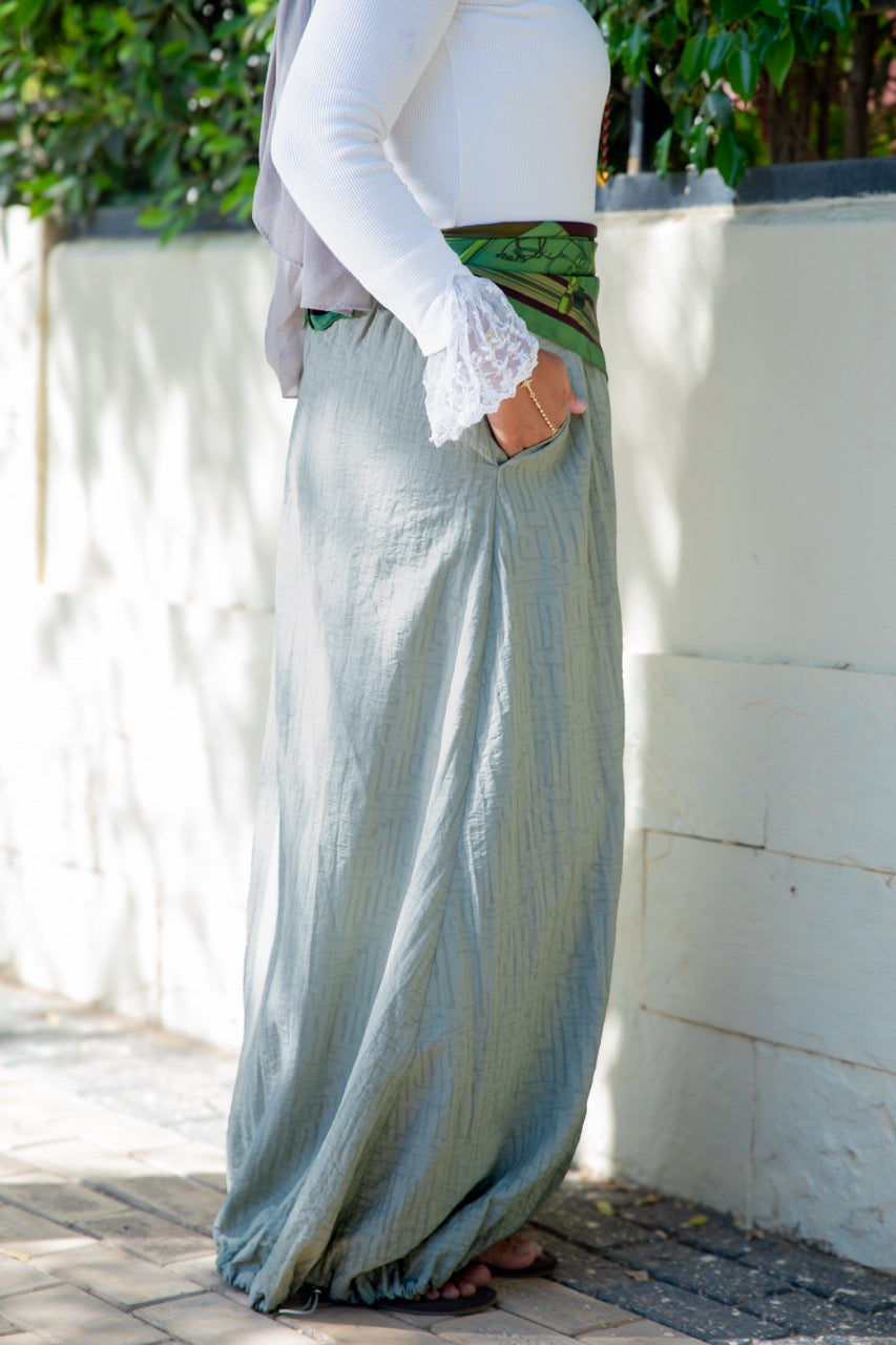 Halo Skirt - Green