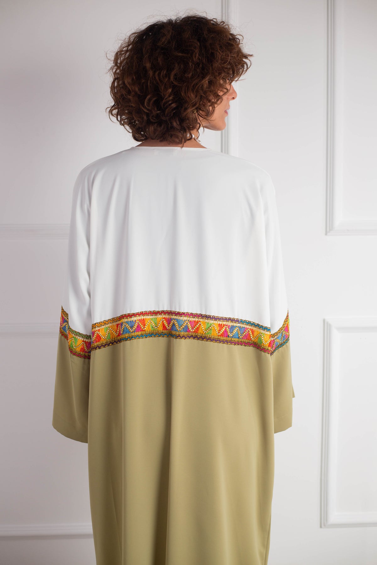 Farha Kaftan _ Olive & White