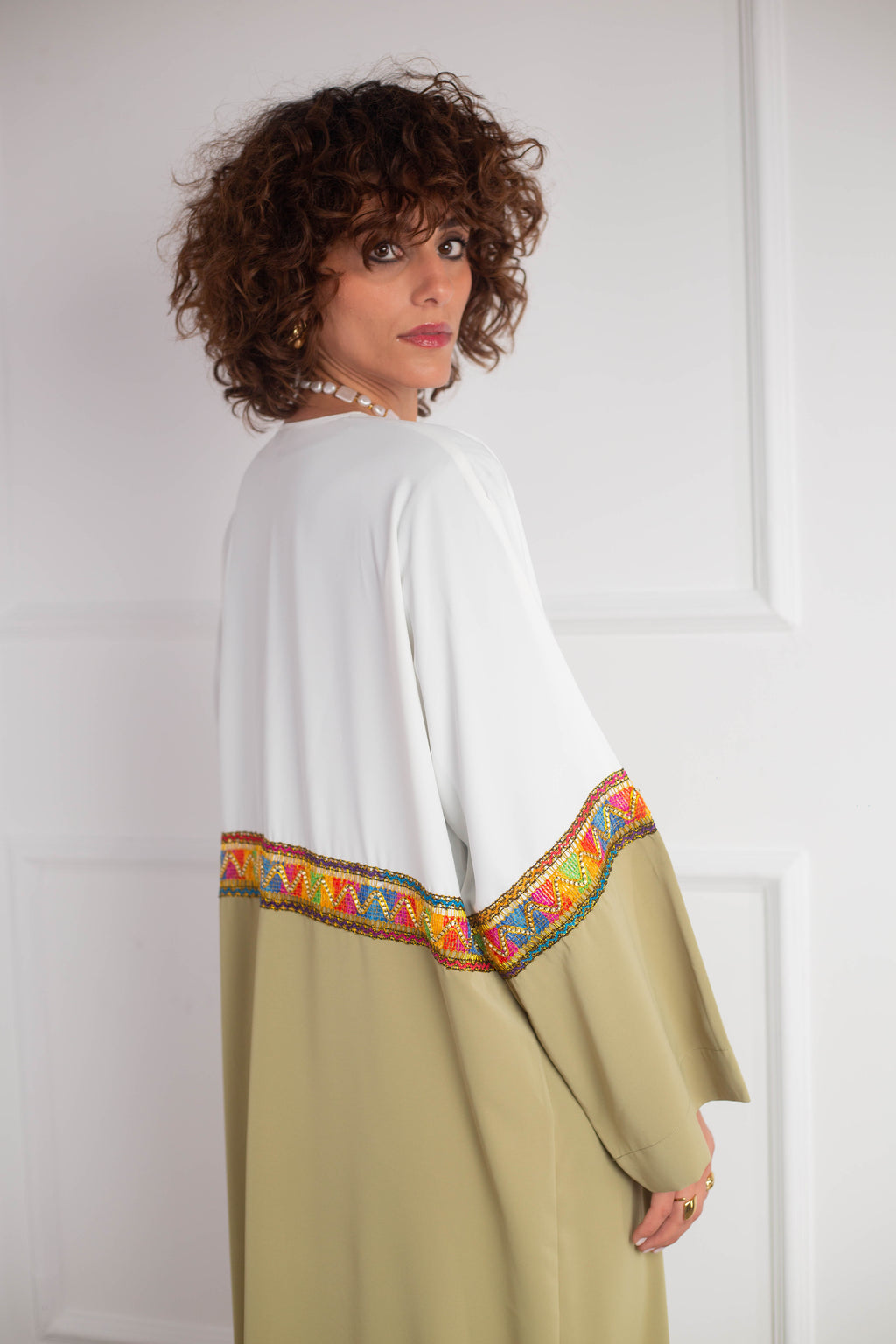 Farha Kaftan _ Olive & White