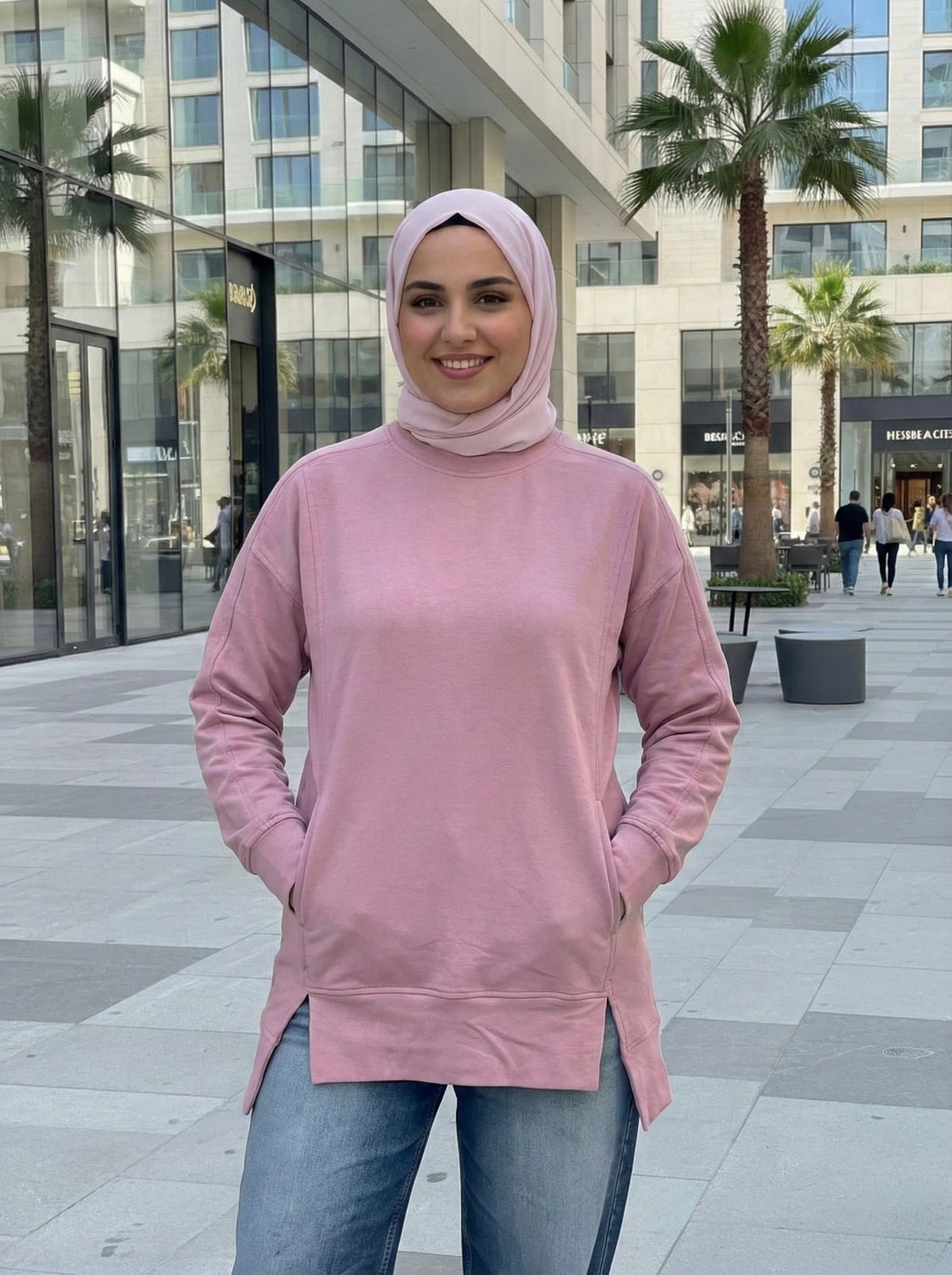 Ease Sweatshirt - White